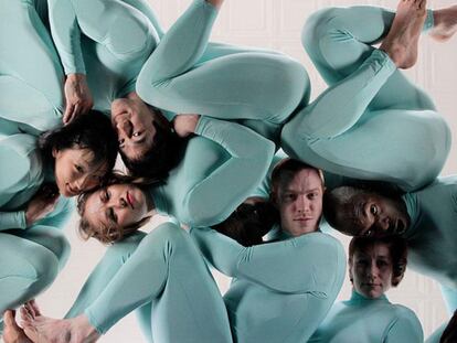 Fotograma del vídeo <i>All is not lost,</i> de OK Go, dirigido por Trish Sie.