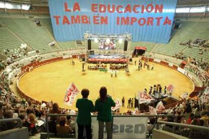 Acto contra la reforma educativa en el Palacio de Vistalegre de Madrid.