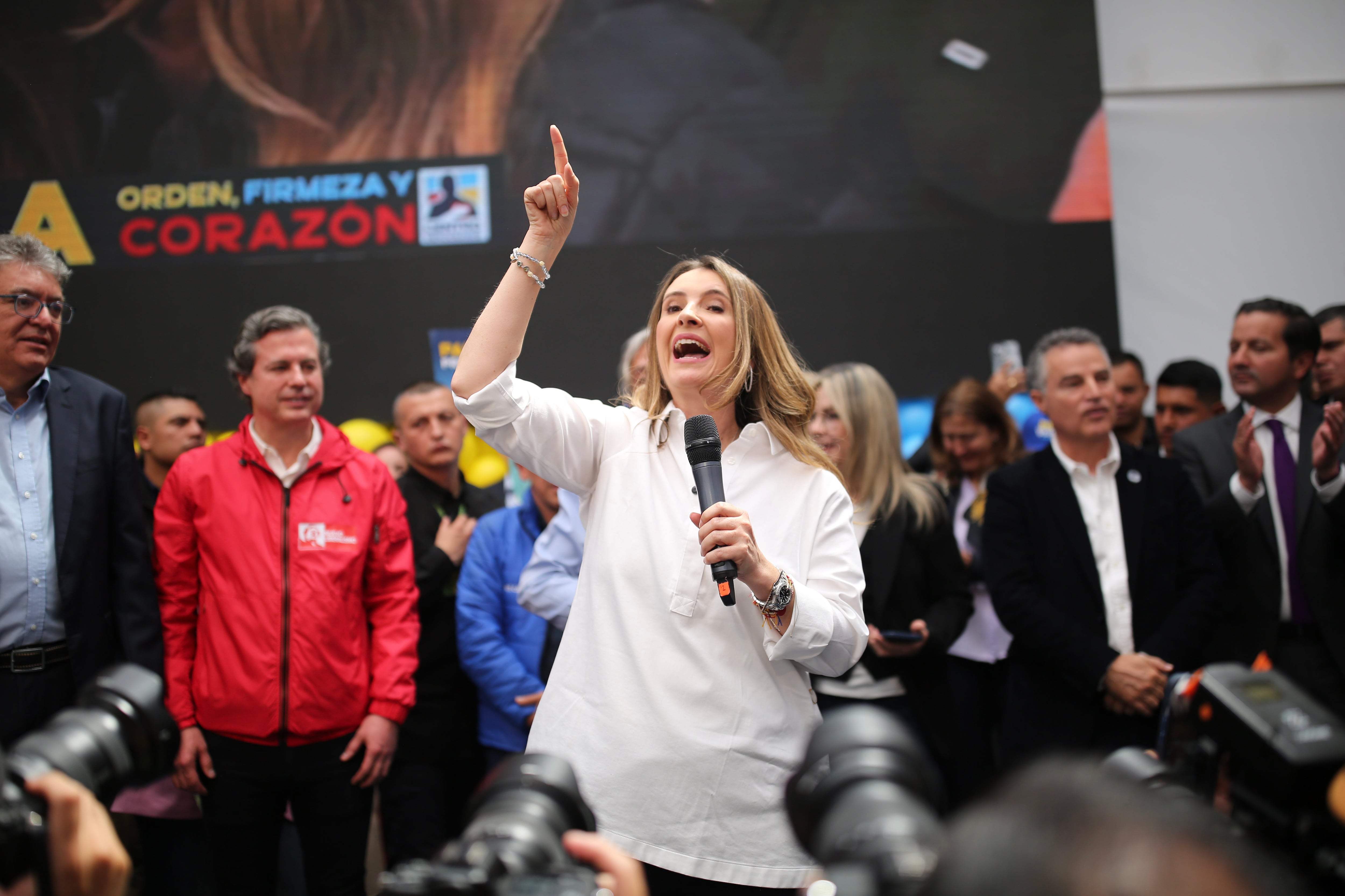 Paloma Valencia celebra como un triunfo propio la reducción de los aranceles de Ecuador a Colombia