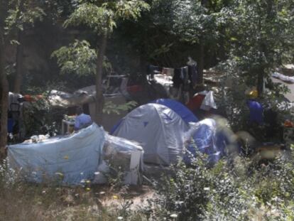 El terreno en el que se encuentra el poblado pertenece a la Complutense.