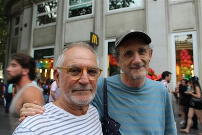 Juan (70 años) y Enrique (61 años) en Madrid.