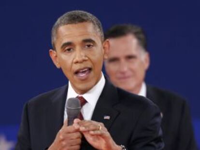 Obama responde a una pregunta durante el debate.