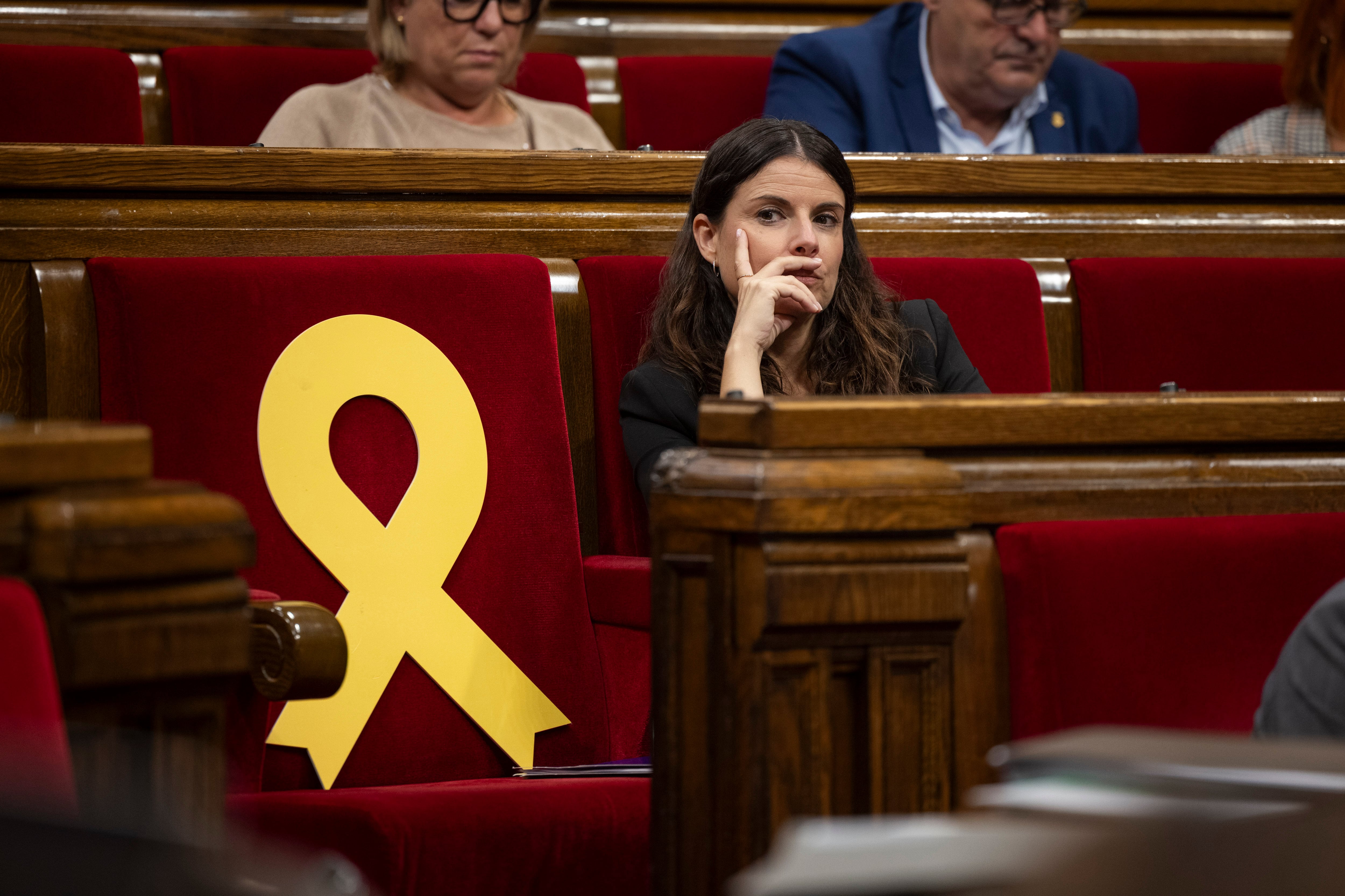 Junts endurece su oposición y propone al Parlament reprobar a Salvador Illa
