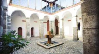 Claustro del Convento San Diego, en Fuentes de León (Badajoz).