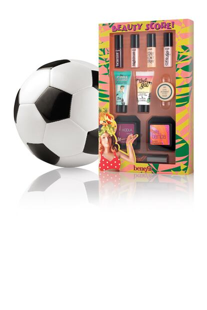 Kit de belleza inspirado en el fútbol de Benefit (c.p.v.)