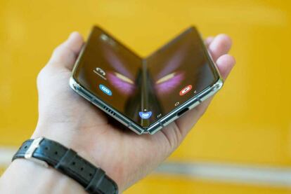 Mano Samsung Galaxy Fold