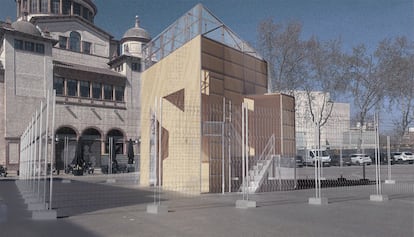 La instalación de Alejandro Andújar en la plaza de Margarida Xirgu.