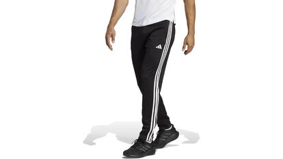 Estas son las mejores rebajas en ropa deportiva de grandes marcas para hombre.