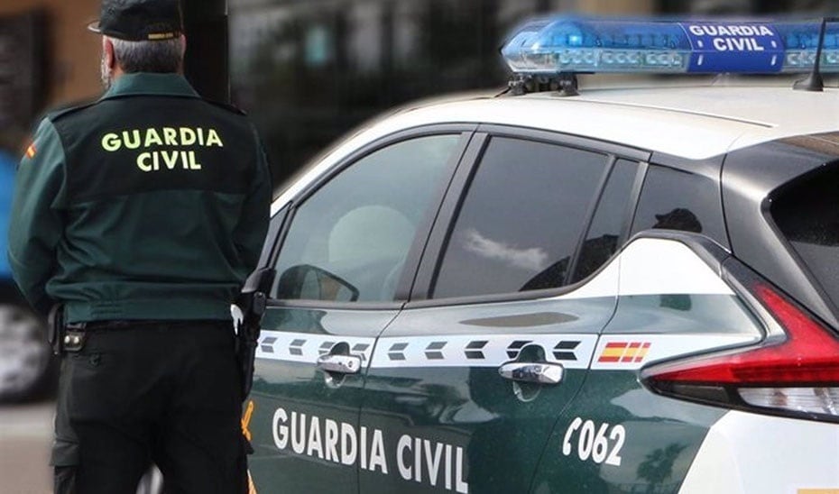 Hallado muerto un matrimonio irlandés de 50 y 45 años en el jacuzzi de un chalet de Cullera (Valencia)