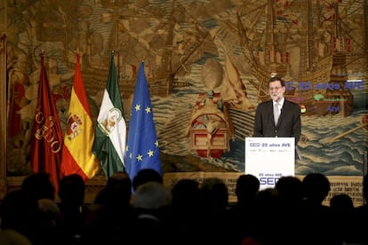 El presidente del Gobierno Mariano Rajoy interviene en un acto organizado por la Cadena SER con motivo de los 25 años del AVE Madrid-Sevilla.