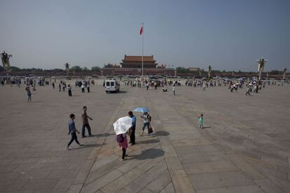 Vista general de la plaza de Tiananmen el 4 de junio. Miles de estudiantes, intelectuales y opositores al régimen llenaron esta explanada para reivindicar una China más democrática hace 23 años.