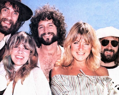 Mick Fleetwood, Stevie Nicks, Lindsey Buckingham, Christine McVie y John McVie en 1975.