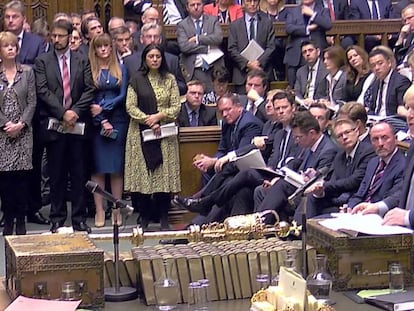 El primer ministro británico, Boris Johnson, interviene en la Cámara de los Comunes.
