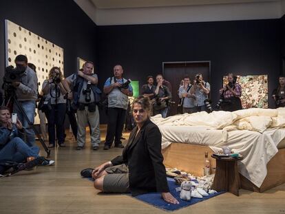 'Mi cama' (1998), obra de la británica Tracey Emin que fue finalista del Premio Turner de 1999.