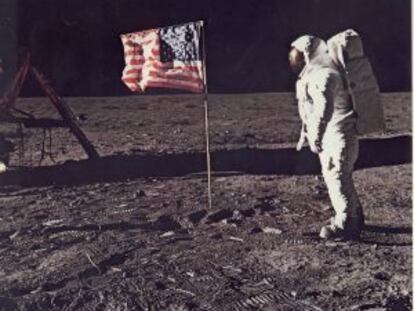 El astronauta Buzz Aldrin en la Luna, junto al módulo lunar de la misión Apolo 11, en 1969.