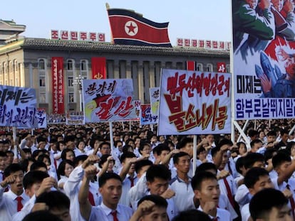 Norte-coreanos protestam em Pyongyang
