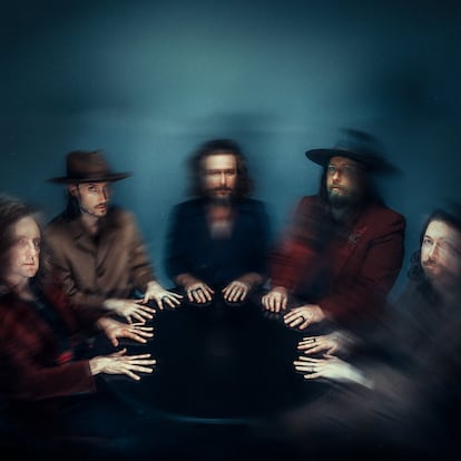Portada del disco 'Is', de My Morning Jacket.