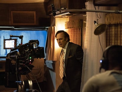 Bob Odenkirk, durante el rodaje de los últimos episodios de 'Better Call Saul'.