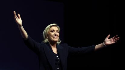 Marine Le Pen, tras conocerse los sondeos, en Francia.