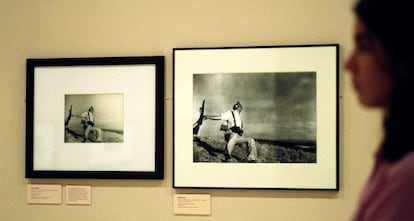 Original de &#039;Muerte de un miliciano&#039;  y una copia, en el MNAC Barcelona. 