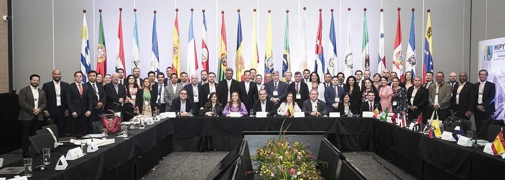 Clausura de la anterior cumbre de Mipymes, celebrada en Medellín (Colombia) en 2023.