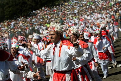 Participantes en la fiesta de la Bajada de El Hierro, en verano de 2009.