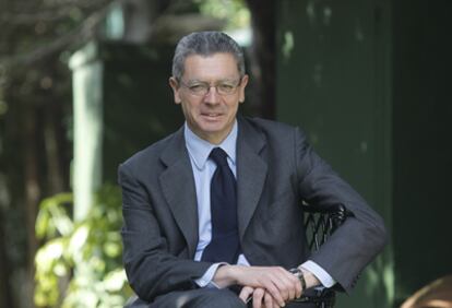 El alcalde de Madrid, Alberto Ruiz-Gallardón, ayer en Getxo.