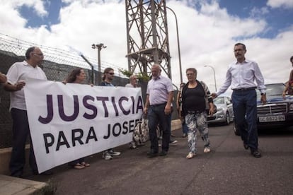 Josefa Hern&aacute;ndez quan va arribar a la pres&oacute;, aquest dilluns.