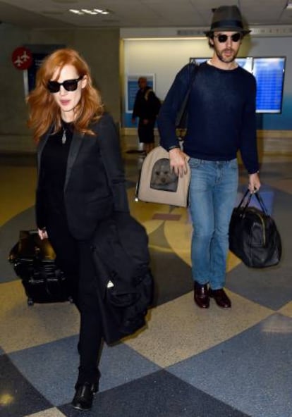 La actriz Jessica Chastain y su pareja, Gian Luca Passi de Preposulo, en enero de 2015.