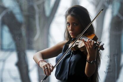 Leticia Moreno, madrile&ntilde;a de 27 a&ntilde;os, recorrer&aacute; en 2013 &Aacute;msterdam, Londres, Paris o Viena con su viol&iacute;n.