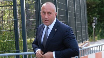 El primer ministro de Kosovo, Ramush Haradinaj, a su llegada al tribunal este miércoles en La Haya.