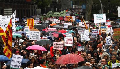 Según fuentes de la Delegación del Gobierno, las entidades convocantes estimaron en 50.000 el número de asistentes cuando registraron la petición para celebrar la manifestación.