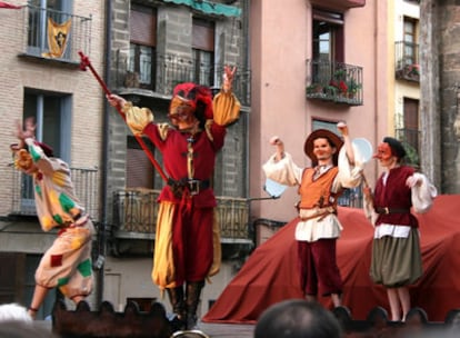 Recreación del asedio francés de 1521 durante la celebración de las fiestas de San Bernabé en Logroño