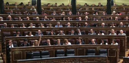 Bancada socialista durante el pleno del Congreso de los Diputados de ayer.