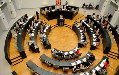 Reuni&oacute;n del pleno municipal en Cibeles.