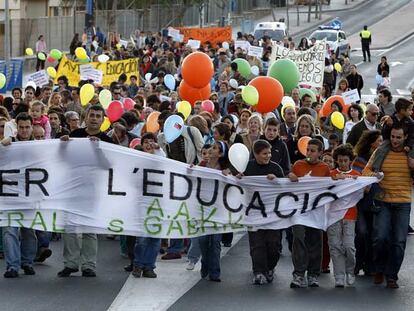 Protesta contra la violencia escolar en Alicante
