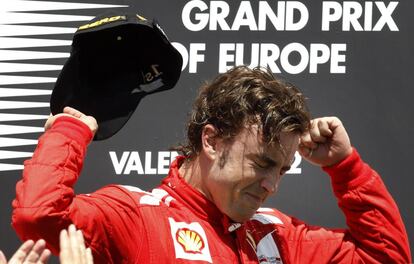 Alonso, tras escuchar el himno de España desde lo más alto del podio