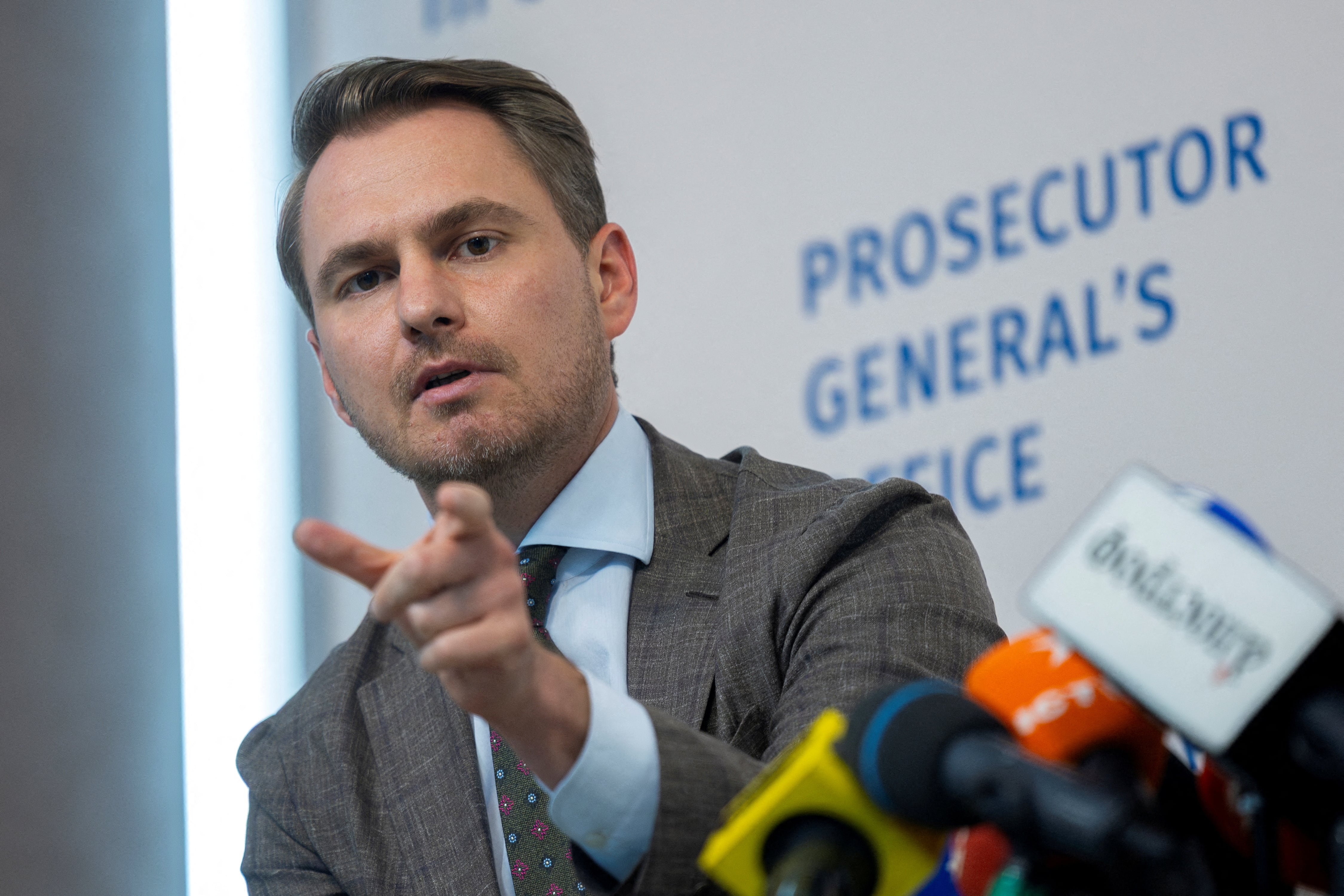 Dimite el fiscal general de Ucrania por un escándalo de corrupción en centros de llamadas