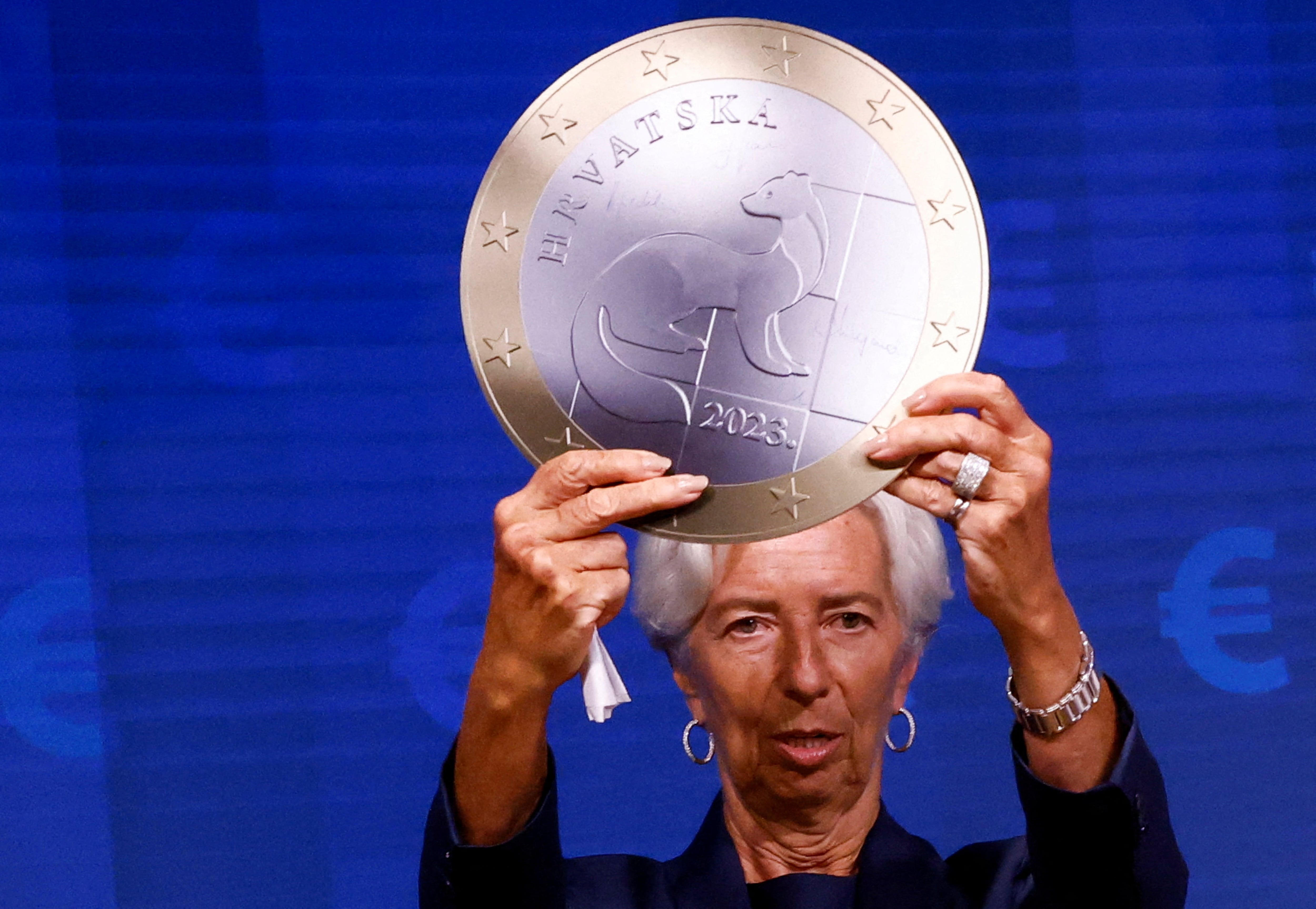 La presidenta del BCE, Christine Lagarde, durante la ceremonia de bienvenida al euro de Croacia, en 2022.