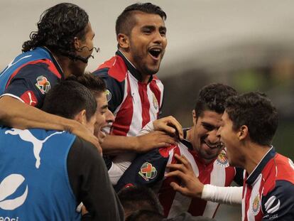 Chivas recibe a Cruz Azul en la fecha 15 del Apertura 2016.