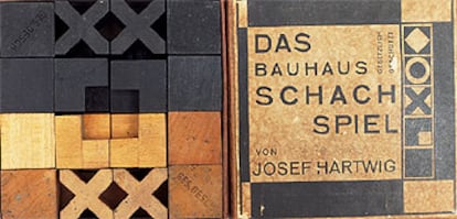 Diseño de ajedrez de la Bauhaus realizado en 1924.