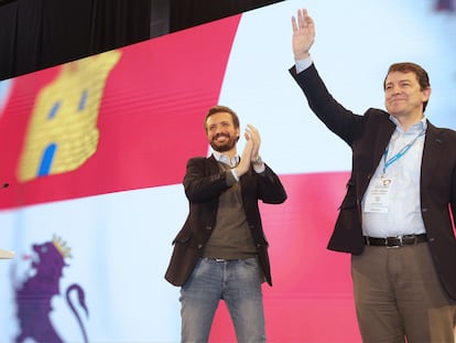 Pablo Casado y Alfonso Fernández Mañueco, en un acto del PP en Castilla y León.