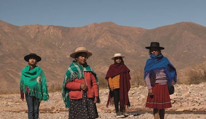 Celeste Valero, Edilberta Pica, Noemi Valero y Lucrecia Cruz, agricultoras y artesanas de Puna y de la Quebrada de Humahuaca, en Jujuy, al norte de Argentina. 
