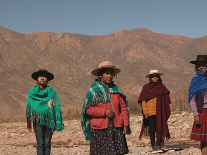 Celeste Valero, Edilberta Pica, Noemi Valero y Lucrecia Cruz, agricultoras y artesanas de Puna y de la Quebrada de Humahuaca, en Jujuy, al norte de Argentina.
