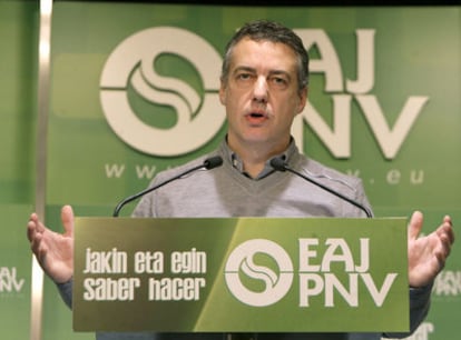 Iñigo Urkullu recordó ayer en Sabin Etxea que sólo ha mantenido un encuentro con Patxi López desde que es <i>lehendakari.</i>