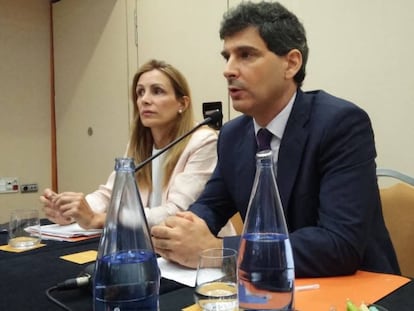 La delegada regional de Red Eléctrica de España en Canarias, Ainara Irigoyen y el director de Operación de Red Eléctrica de España en Canarias, Eduardo Prieto, informan en rueda de prensa sobre el cero energético en Tenerife
 
 EUROPA PRESS
 30/09/2019 