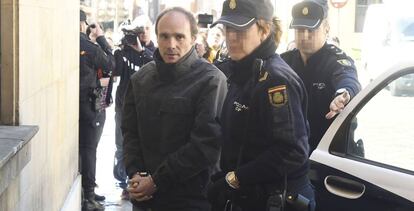 Miguel Ángel Muñoz arriving at the courthouse on Tuesday.