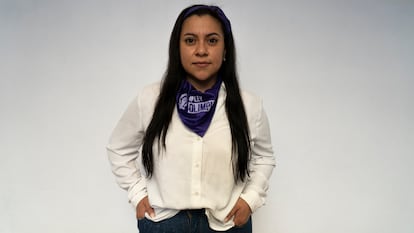 Entrevista a Olimpia Coral Melo la activista que impulsó la ley contra la ciber violencia sexual y el ciber acoso hoy conocida como la ´Ley Olimpia´ surgió a consecuencia de la difusión de un video íntimo a través de una red social, por parte de la expareja sentimental a forma de venganza, sin su consentimiento, esto en el Estado de Puebla.