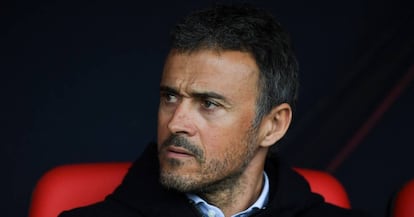 Luis Enrique, en el banquillo de Osasuna.