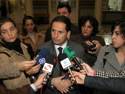 El exconcejal de Marbella Carlos Fern&aacute;ndez, en 2006 antes de convertirse en pr&oacute;fugo.